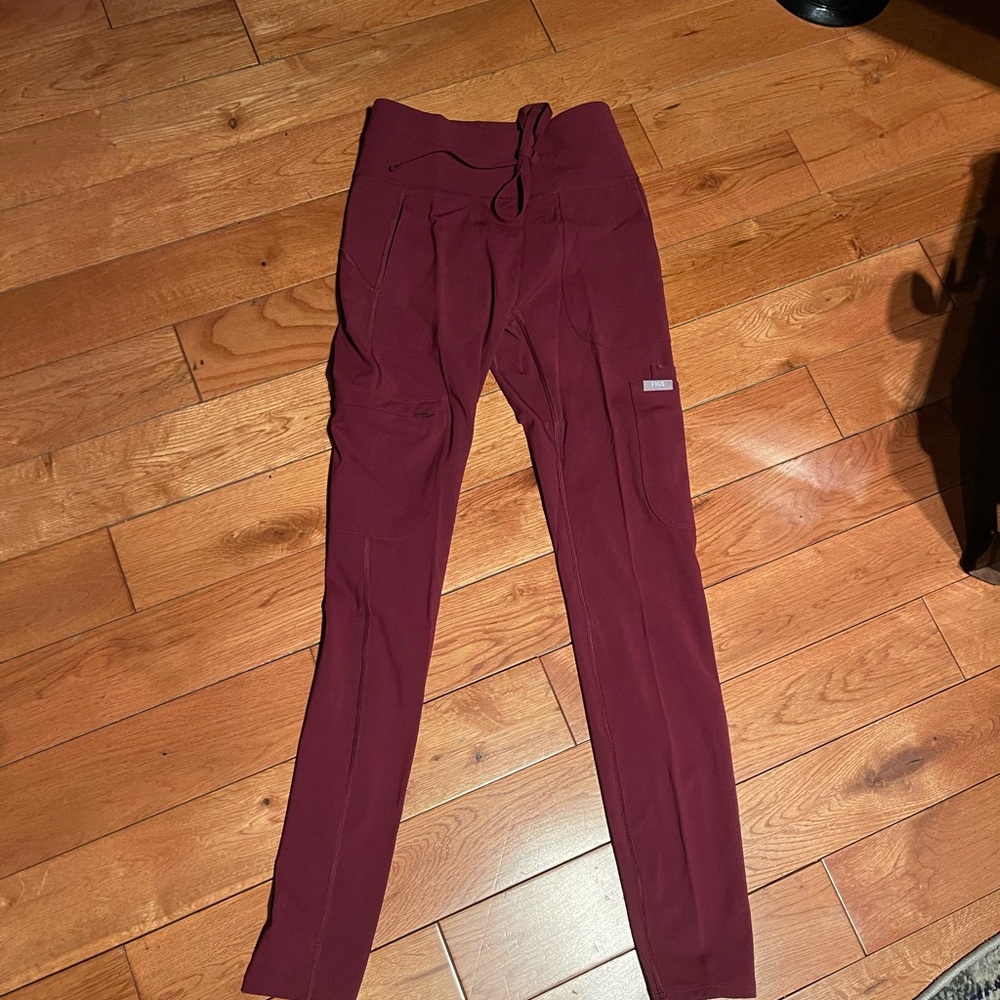 Figs Burgundy Scrub Leggings